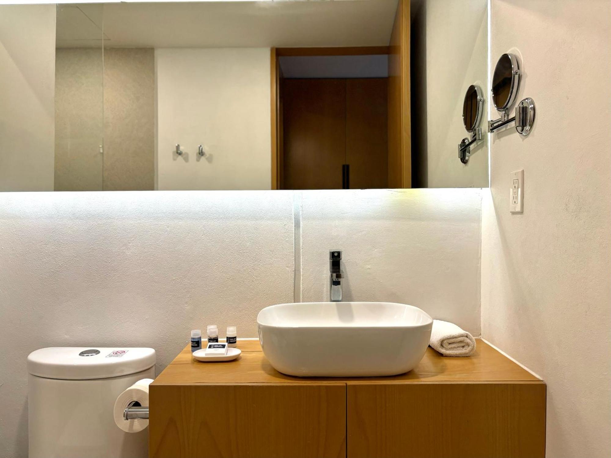 Park Life Condesa Hipodromo Apartment เม็กซิโกซิตี้ ภายนอก รูปภาพ